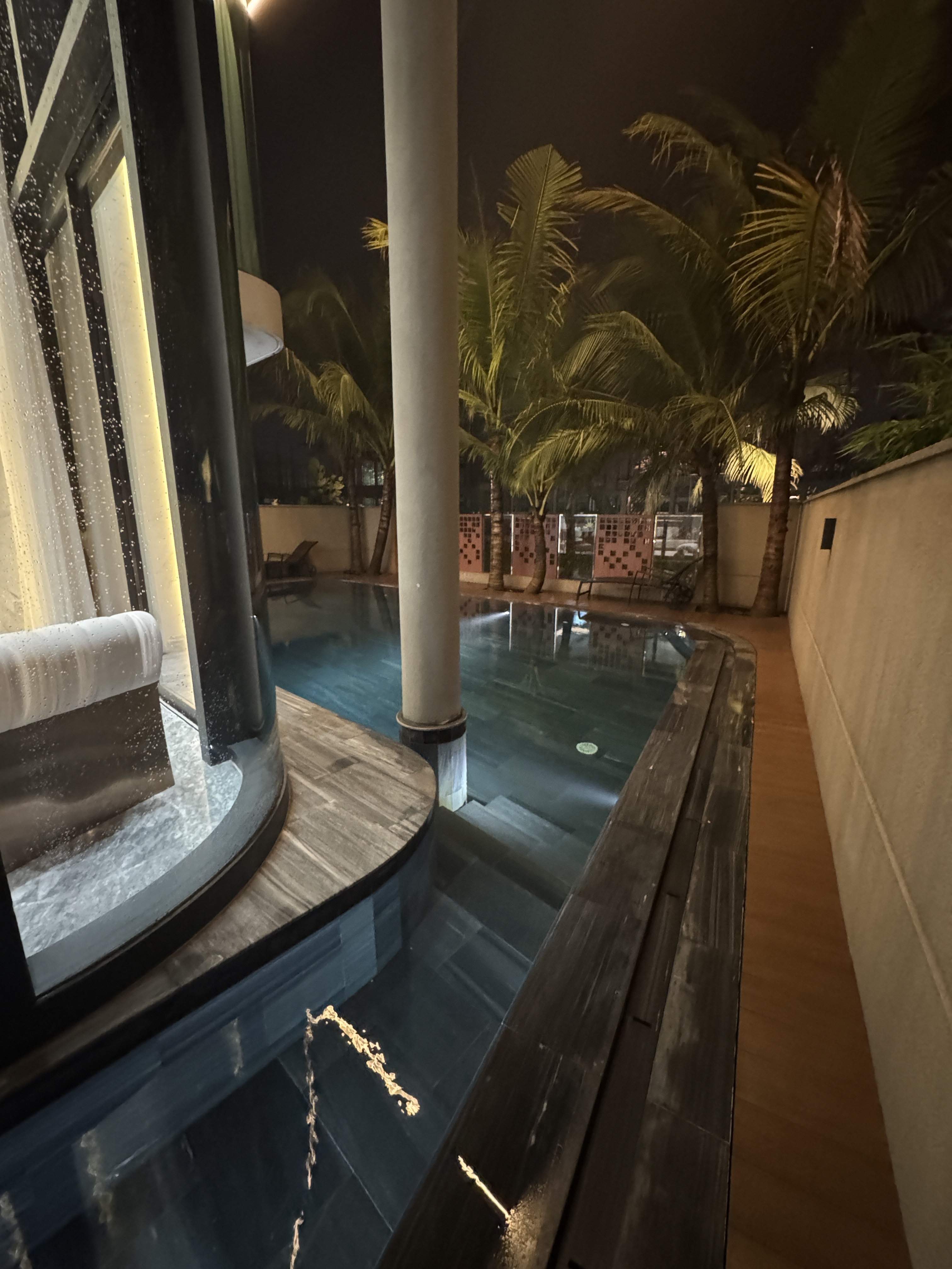 EcomCure ECOM Villa Event setting ready for DTC founders in Da Nang Vietnam