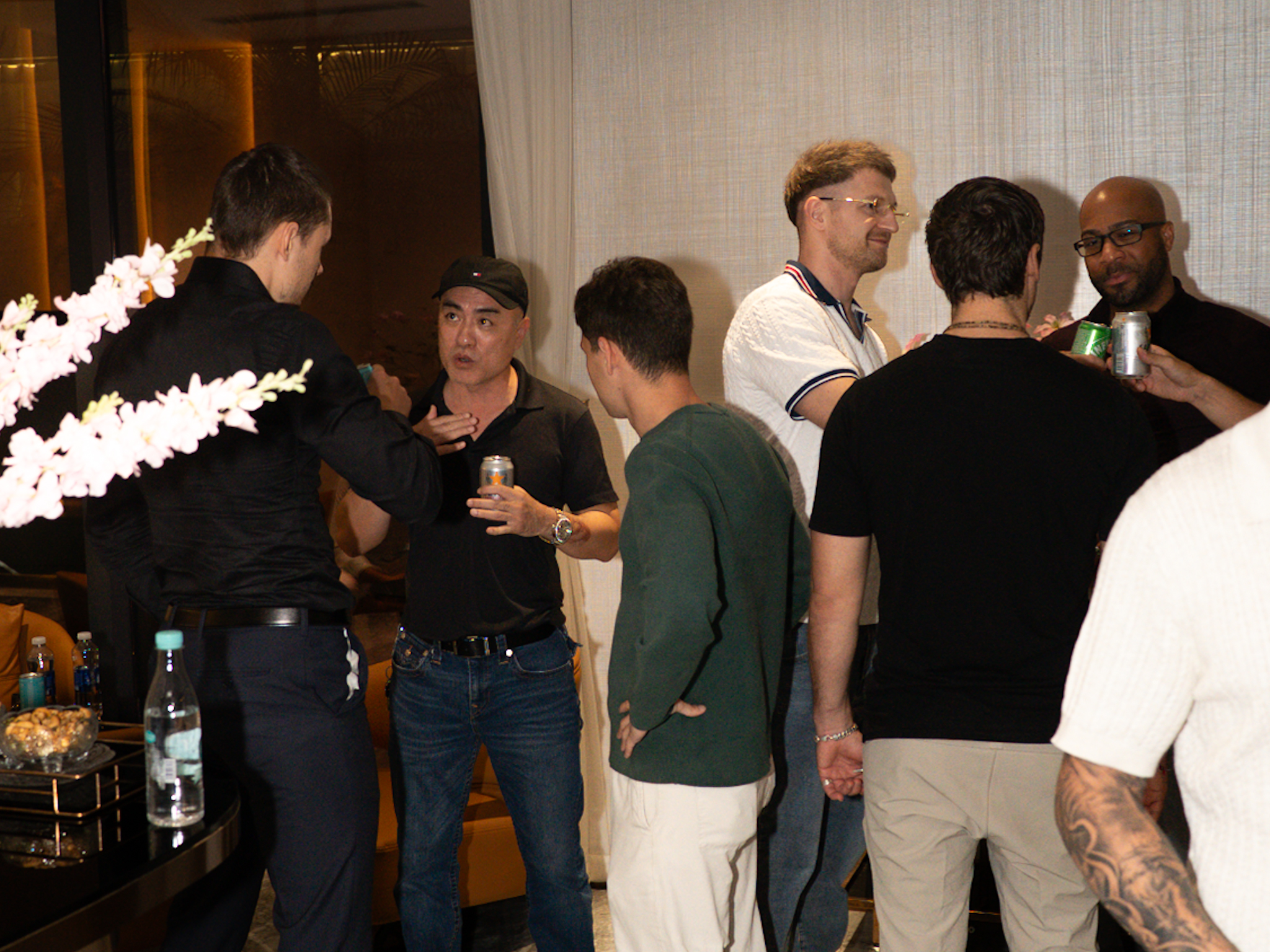 Relaxed evening atmosphere at EcomCure ECOM Villa Event for founders in Da Nang